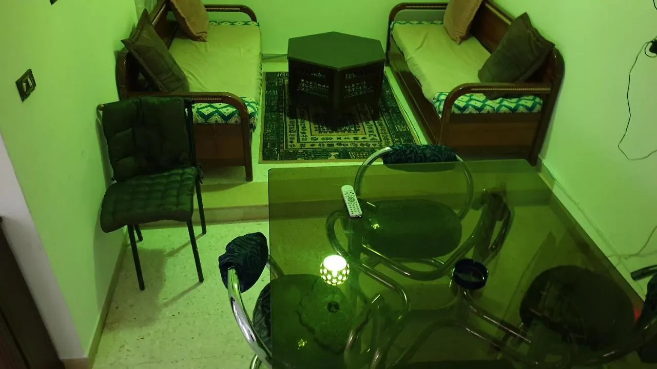 Villa Benzineb Immo Cite Khadra Tunis 0*,