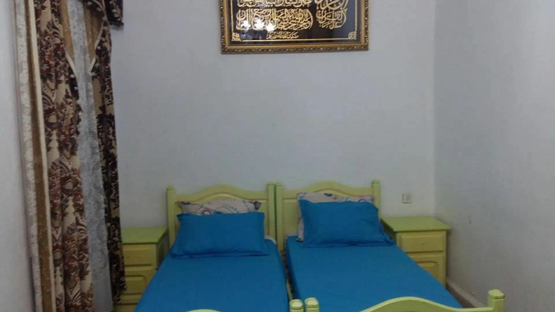 Villa Benzineb Immo Cite Khadra Tunis Ferienhaus